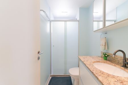 Apartamento à venda com 82m², 3 quartos e 2 vagasBanheiro Social