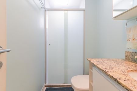 Apartamento à venda com 82m², 3 quartos e 2 vagasBanheiro Social