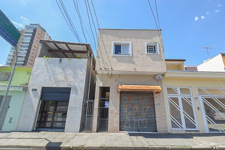 Casa para alugar com 90m², 2 quartos e sem vagaFachada