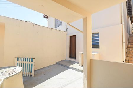 Casa para alugar com 90m², 2 quartos e sem vagaÁrea de Serviço