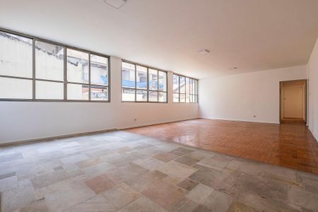 Apartamento para alugar com 198m², 3 quartos e 2 vagasSala