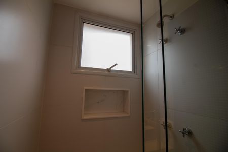 Apartamento à venda com 442m², 4 quartos e 6 vagasBanheiro da Suíte 3