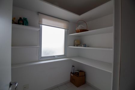 Apartamento à venda com 442m², 4 quartos e 6 vagasDispensa