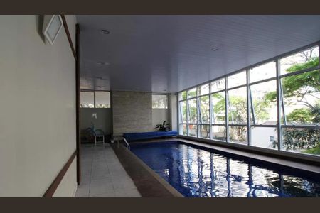 Apartamento à venda com 442m², 4 quartos e 6 vagasÁrea comum - Piscina Coberta