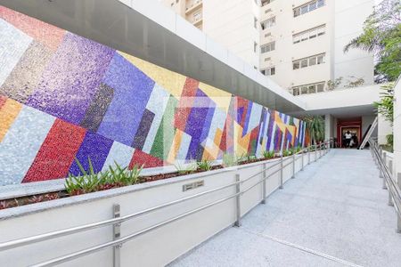 Apartamento à venda com 442m², 4 quartos e 6 vagasEntrada Social