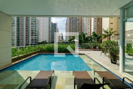 Apartamento à venda com 442m², 4 quartos e 6 vagasÁrea comum - Piscina