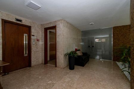 Apartamento à venda com 198m², 4 quartos e 1 vaga
