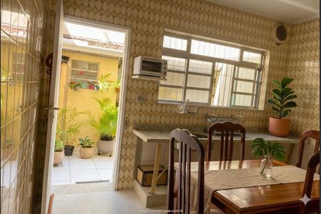 Casa à venda com 3 quartos, 120m² em Jardim Maria Estela, São Paulo