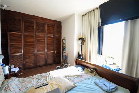 Apartamento à venda com 400m², 6 quartos e 2 vagasSuíte