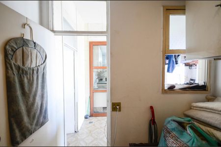 Apartamento à venda com 400m², 6 quartos e 2 vagasQuarto de Serviço