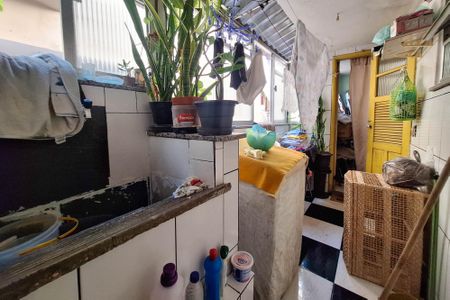 Apartamento à venda com 65m², 2 quartos e 1 vagaÁrea de Serviço