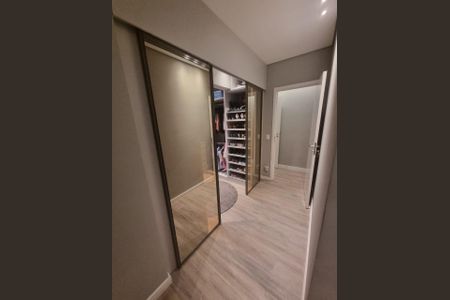 Apartamento à venda com 127m², 2 quartos e 2 vagasCloset
