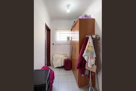 Casa à venda com 187m², 3 quartos e 2 vagas Casa à venda com 187m², 3 quartos e 2 vagasAcesso - Quartos