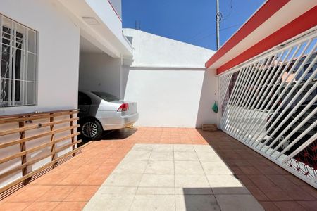 Casa à venda com 187m², 3 quartos e 2 vagas Casa à venda com 187m², 3 quartos e 2 vagasGaragem