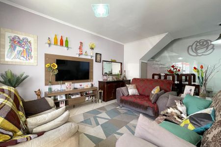 Casa à venda com 187m², 3 quartos e 2 vagas Casa à venda com 187m², 3 quartos e 2 vagasSala