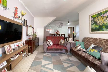 Casa à venda com 187m², 3 quartos e 2 vagas Casa à venda com 187m², 3 quartos e 2 vagasSala