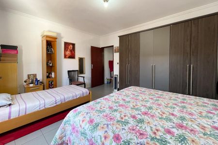 Casa à venda com 187m², 3 quartos e 2 vagas Casa à venda com 187m², 3 quartos e 2 vagasQuarto 3