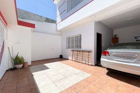 Casa à venda com 187m², 3 quartos e 2 vagas Casa à venda com 187m², 3 quartos e 2 vagasGaragem