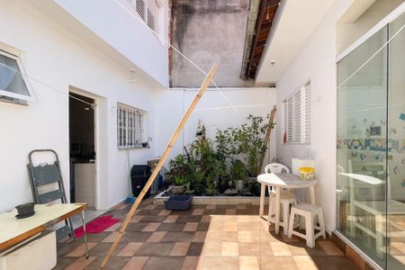 Casa à venda com 187m², 3 quartos e 2 vagas Casa à venda com 187m², 3 quartos e 2 vagasQuintal