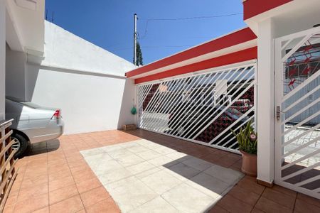 Casa à venda com 187m², 3 quartos e 2 vagas Casa à venda com 187m², 3 quartos e 2 vagasGaragem