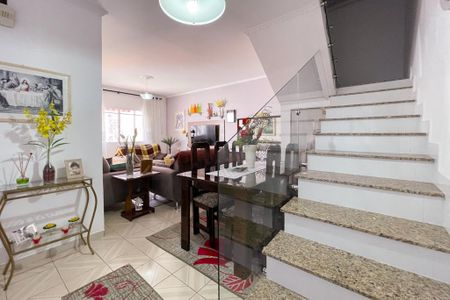 Casa à venda com 187m², 3 quartos e 2 vagas Casa à venda com 187m², 3 quartos e 2 vagasSala