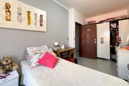 Casa à venda com 187m², 3 quartos e 2 vagas Casa à venda com 187m², 3 quartos e 2 vagasQuarto 2
