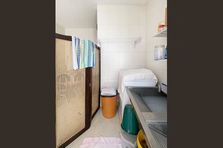 Casa à venda com 187m², 3 quartos e 2 vagas Casa à venda com 187m², 3 quartos e 2 vagasÁrea de Serviço