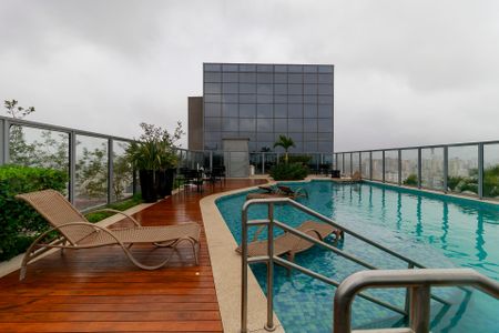 Apartamento à venda com 55m², 1 quarto e 1 vagaPiscina