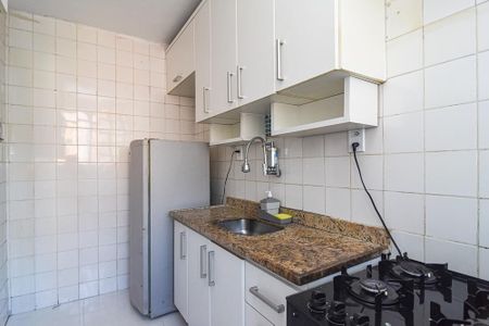Apartamento à venda com 70m², 2 quartos e 2 vagasCozinha