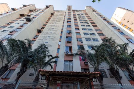 Apartamento à venda com 70m², 2 quartos e 2 vagasFachada