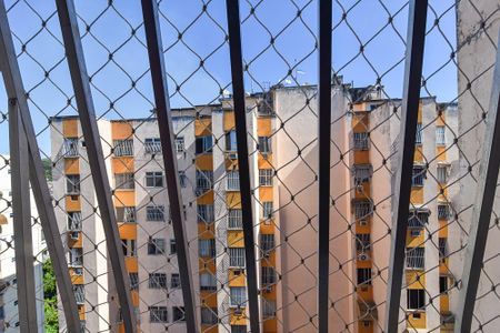 Apartamento à venda com 70m², 2 quartos e 2 vagasSala