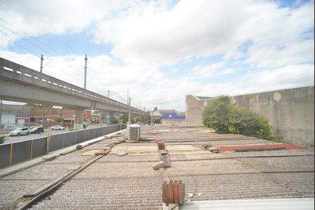 Casa à venda com 380m², 2 quartos e 2 vagasVista do Quarto 2