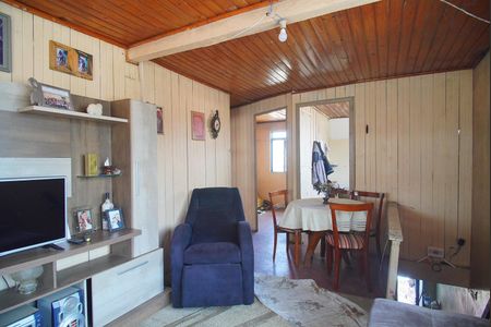 Casa à venda com 380m², 2 quartos e 2 vagasSala