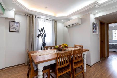 Apartamento à venda com 70m², 2 quartos e 1 vagaSala de Jantar