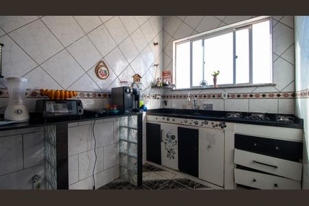 Apartamento para alugar com 80m², 4 quartos e sem vagaCozinha