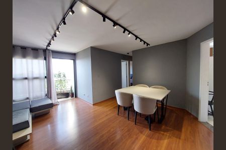 Apartamento para alugar com 90m², 3 quartos e 1 vaga Apartamento para alugar com 90m², 3 quartos e 1 vagaSala