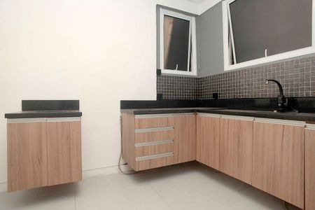 Apartamento à venda com 131m², 2 quartos e sem vagaCozinha + Área de Serviço