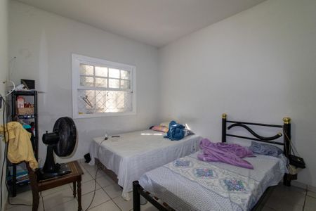 Casa à venda com 300m², 2 quartos e 2 vagasQuarto