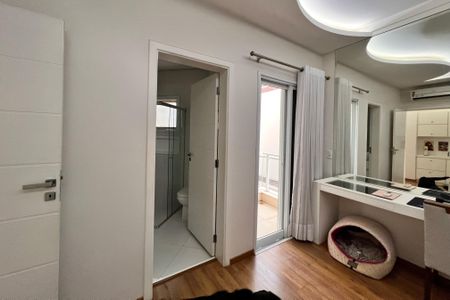 Casa de condomínio à venda com 250m², 3 quartos e 4 vagasQuarto Suíte 2