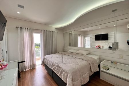 Casa de condomínio à venda com 250m², 3 quartos e 4 vagasQuarto Suíte
