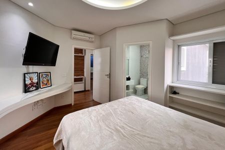 Casa de condomínio à venda com 250m², 3 quartos e 4 vagasQuarto Suíte 3