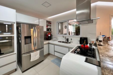 Casa de condomínio à venda com 250m², 3 quartos e 4 vagasCozinha