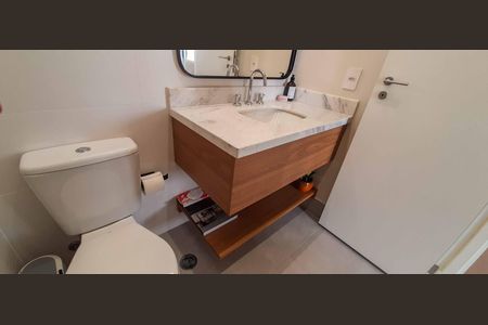 Apartamento à venda com 65m², 2 quartos e 1 vaga Apartamento à venda com 65m², 2 quartos e 1 vagaBanheiro Social