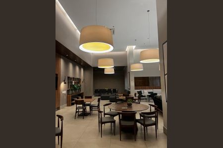 Apartamento à venda com 65m², 2 quartos e 1 vaga Apartamento à venda com 65m², 2 quartos e 1 vagaÁrea comum - Salão de festas