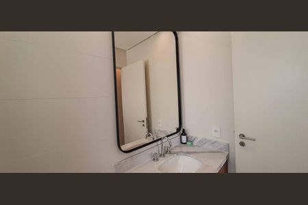 Apartamento à venda com 65m², 2 quartos e 1 vaga Apartamento à venda com 65m², 2 quartos e 1 vagaBanheiro da Suíte