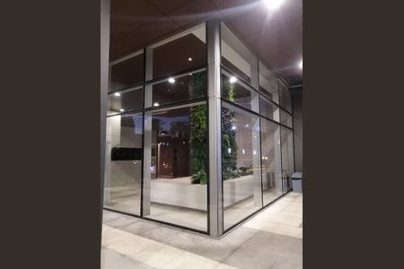 Apartamento à venda com 65m², 2 quartos e 1 vaga Apartamento à venda com 65m², 2 quartos e 1 vagaFachada e portaria