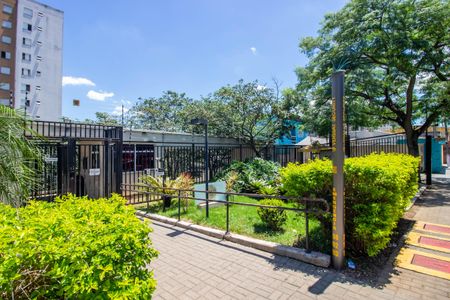 Apartamento à venda com 45m², 2 quartos e 1 vaga Apartamento à venda com 45m², 2 quartos e 1 vagaFachada