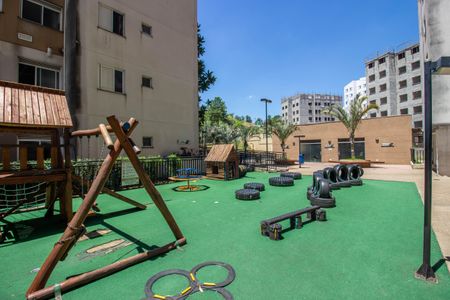 Apartamento à venda com 45m², 2 quartos e 1 vaga Apartamento à venda com 45m², 2 quartos e 1 vagaÁrea Comum - Playground