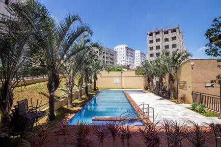 Apartamento à venda com 45m², 2 quartos e 1 vaga Apartamento à venda com 45m², 2 quartos e 1 vagaÁrea comum - Piscina
