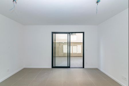 Apartamento à venda com 150m², 2 quartos e 2 vagasSala